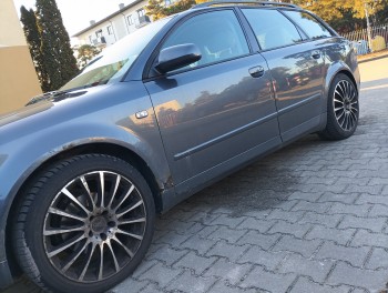 Syndyk sprzeda - Audi A4 1.8 KAT, 2002 r.