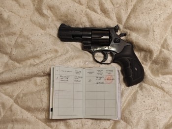 Syndyk sprzeda - rewolwer HUNTER HW 357, kal. 357 Mag, nr 1086125
