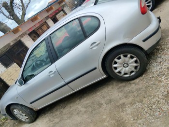 Syndyk sprzeda - Seat Leon, 2001 r.